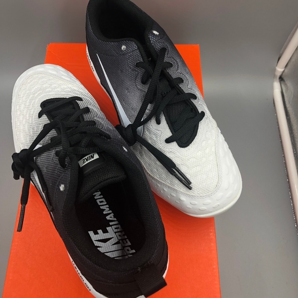 Nike Lunar Hyperdiamond 2 Pro Softball Cleats - Picture 3 of 4